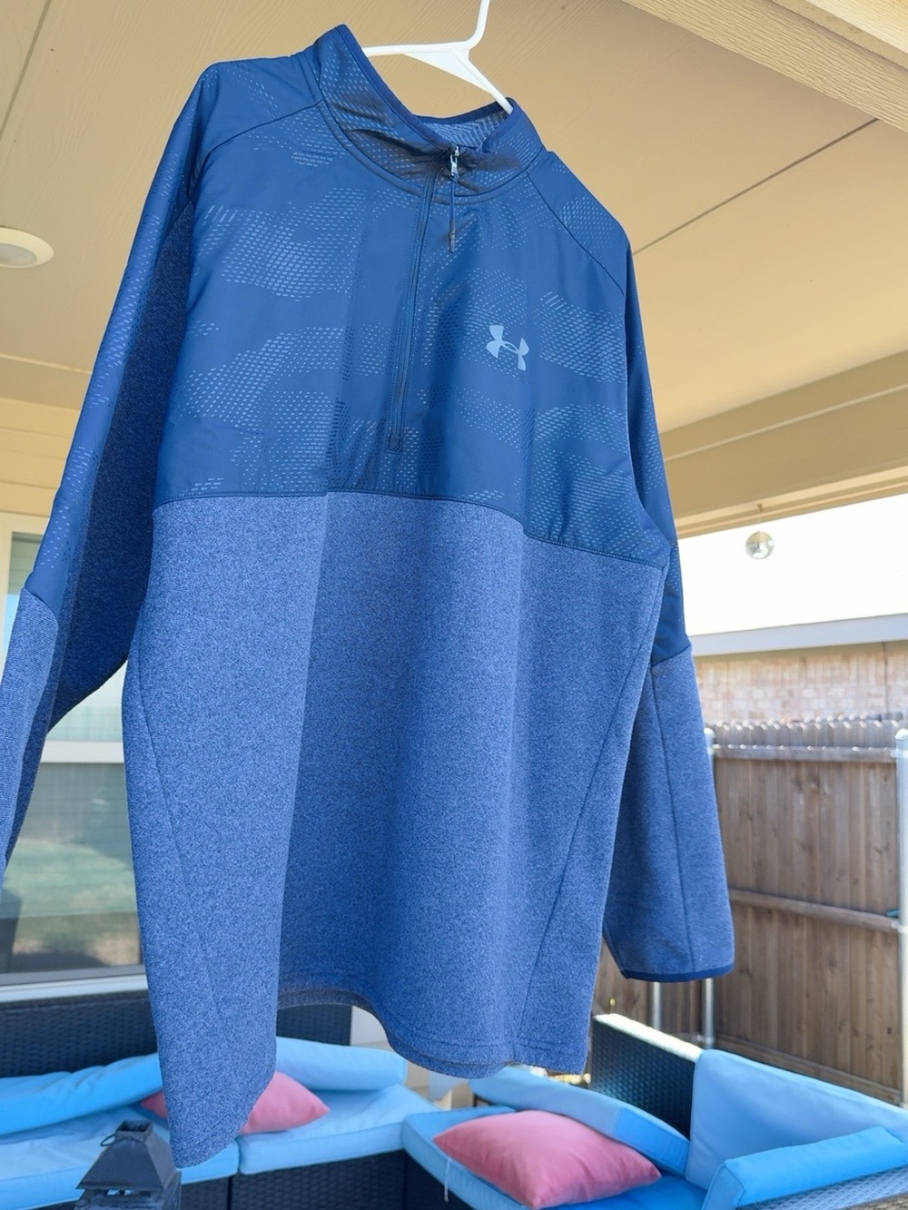 Under Armour Men's Two-Tone Navy/Blue Performance Pullover XXL